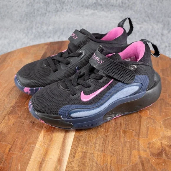 Nike IsoFly Kids Basketball Shoes Sneakers Size 9C Black Blue Pink FQ7670-003 - Picture 4 of 7